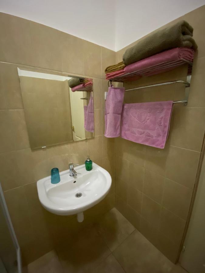 Come & Stay Apartments And Rooms City Center Budapeste Exterior foto