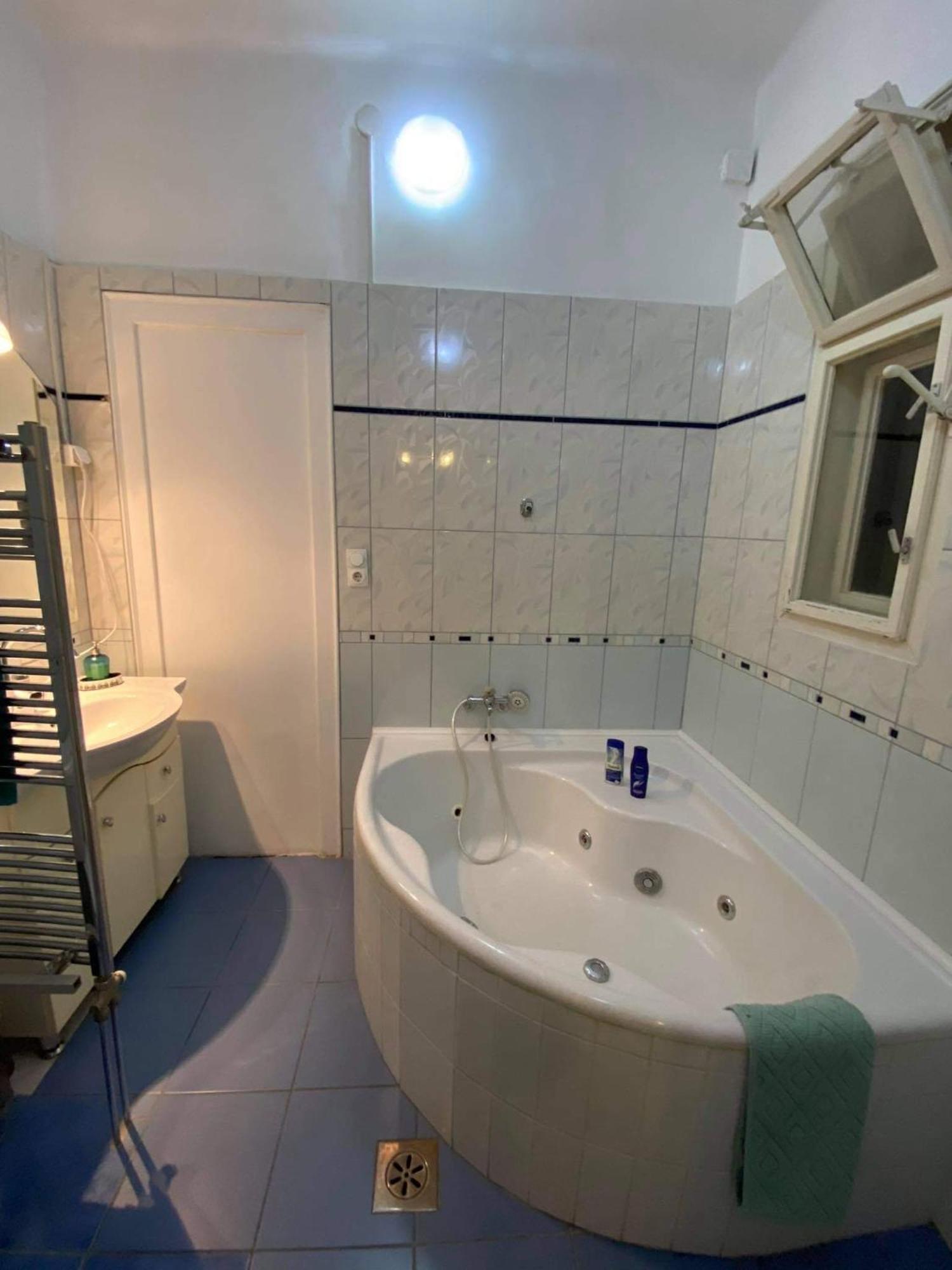 Come & Stay Apartments And Rooms City Center Budapeste Exterior foto