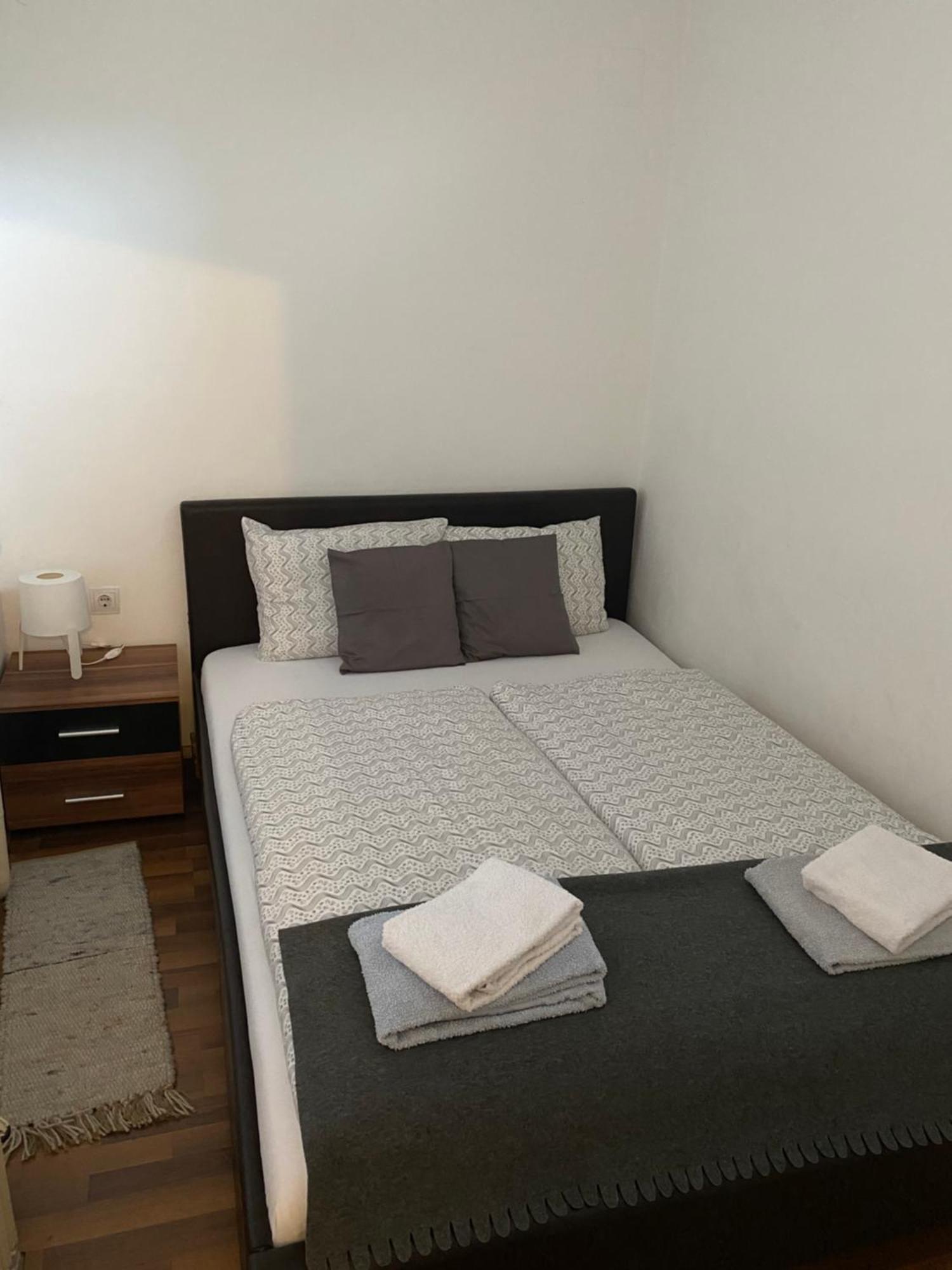 Come & Stay Apartments And Rooms City Center Budapeste Exterior foto